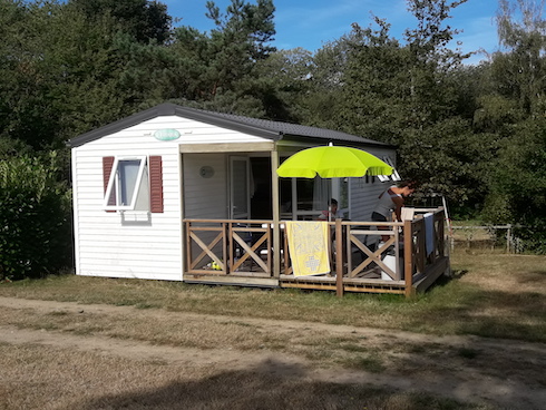 Camping des Alouettes Mobil home 2 chambres avec grande terrasse